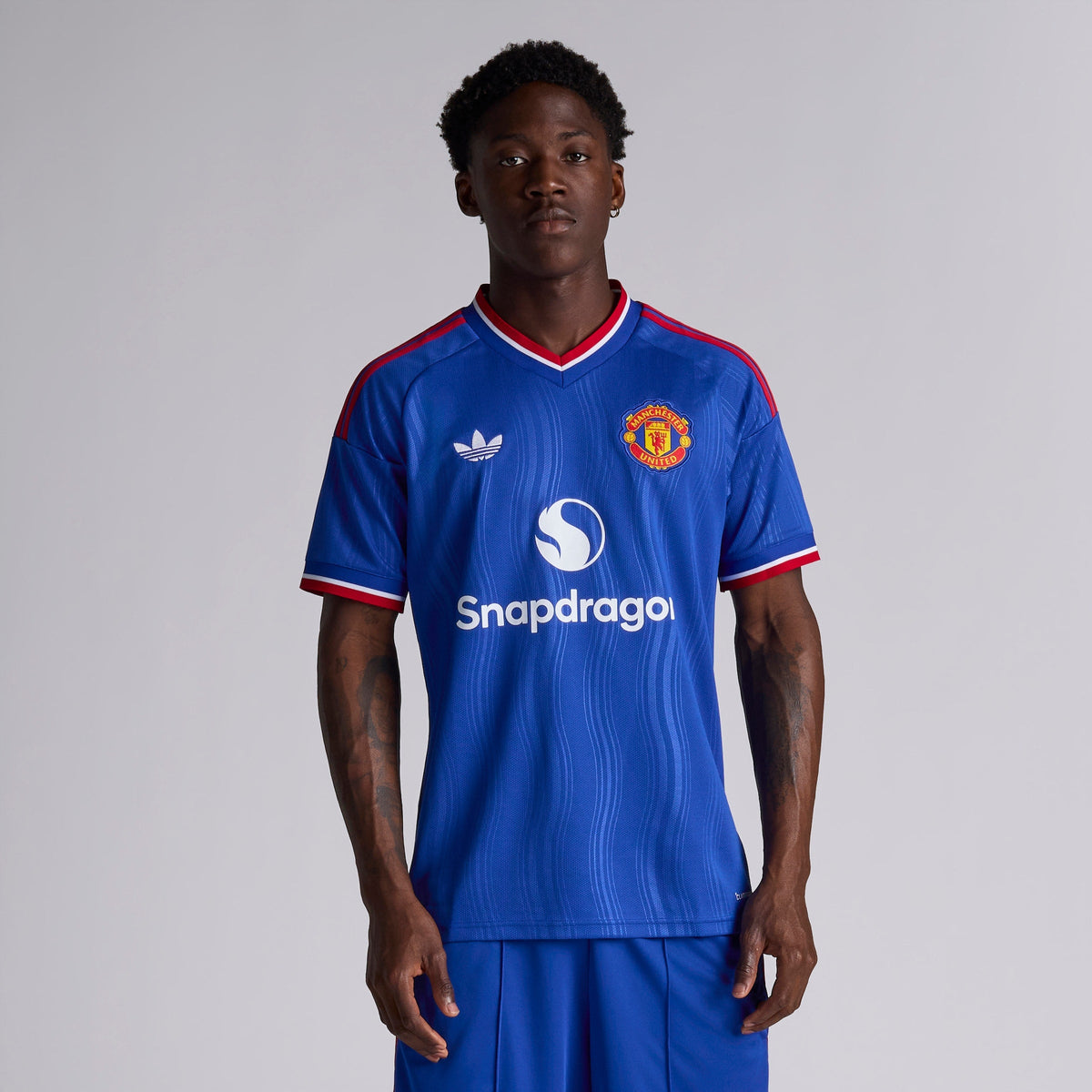 Jersey #MAINOO 37 Manchester United Away 26/27 (EPL)