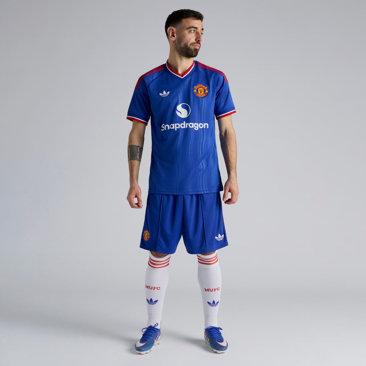 Jersey #FERNANDES 8 Manchester United Away 26/27 (EPL)