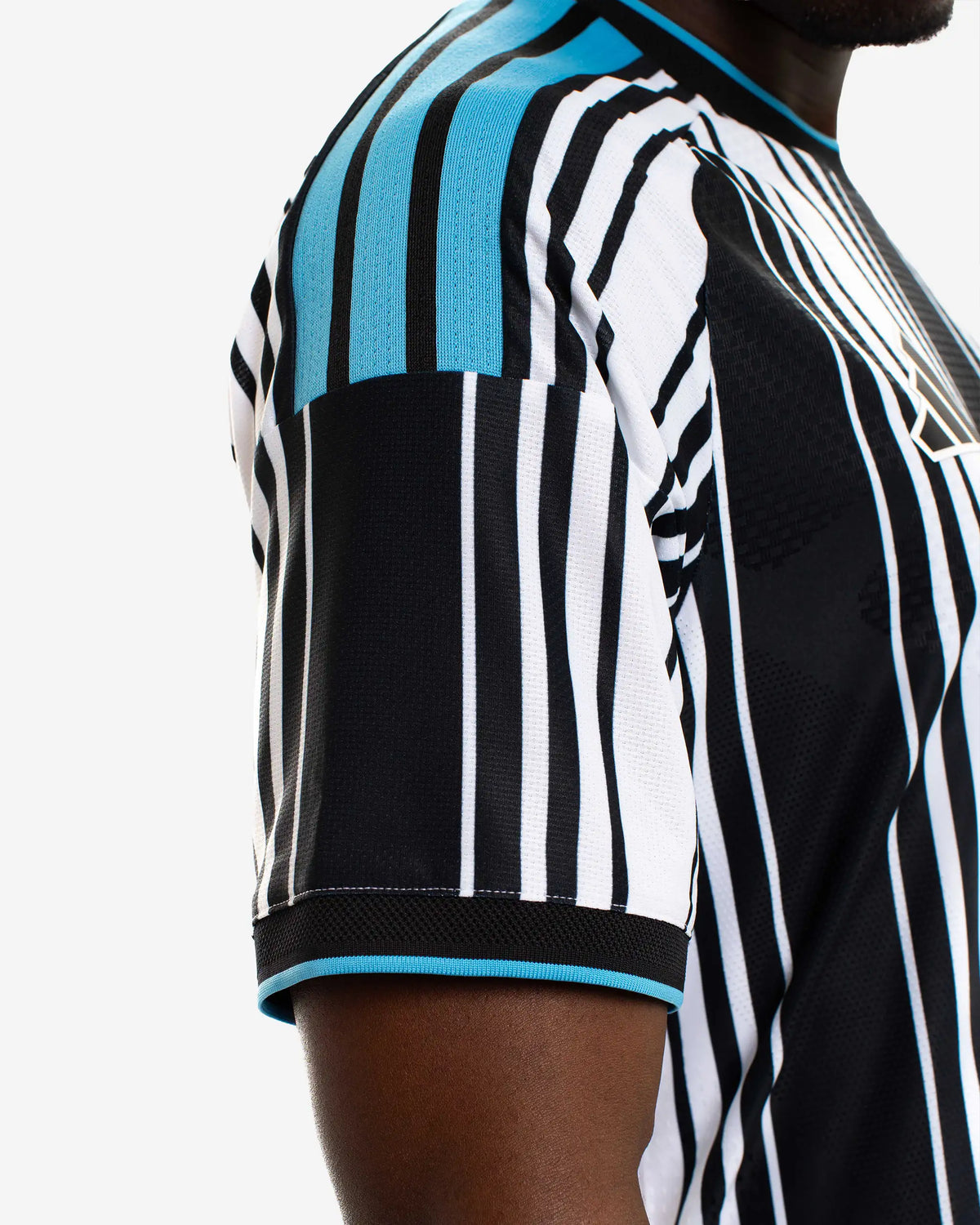 Jersey Newcastle Player Home 26/27