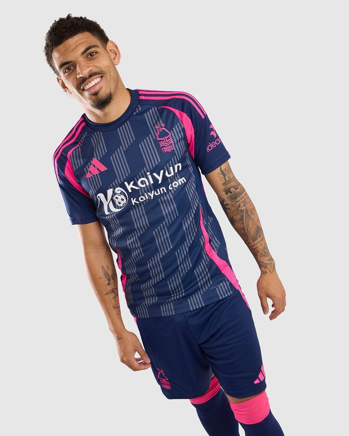 Jersey Nottingham Forest United 24./25 Auswärts