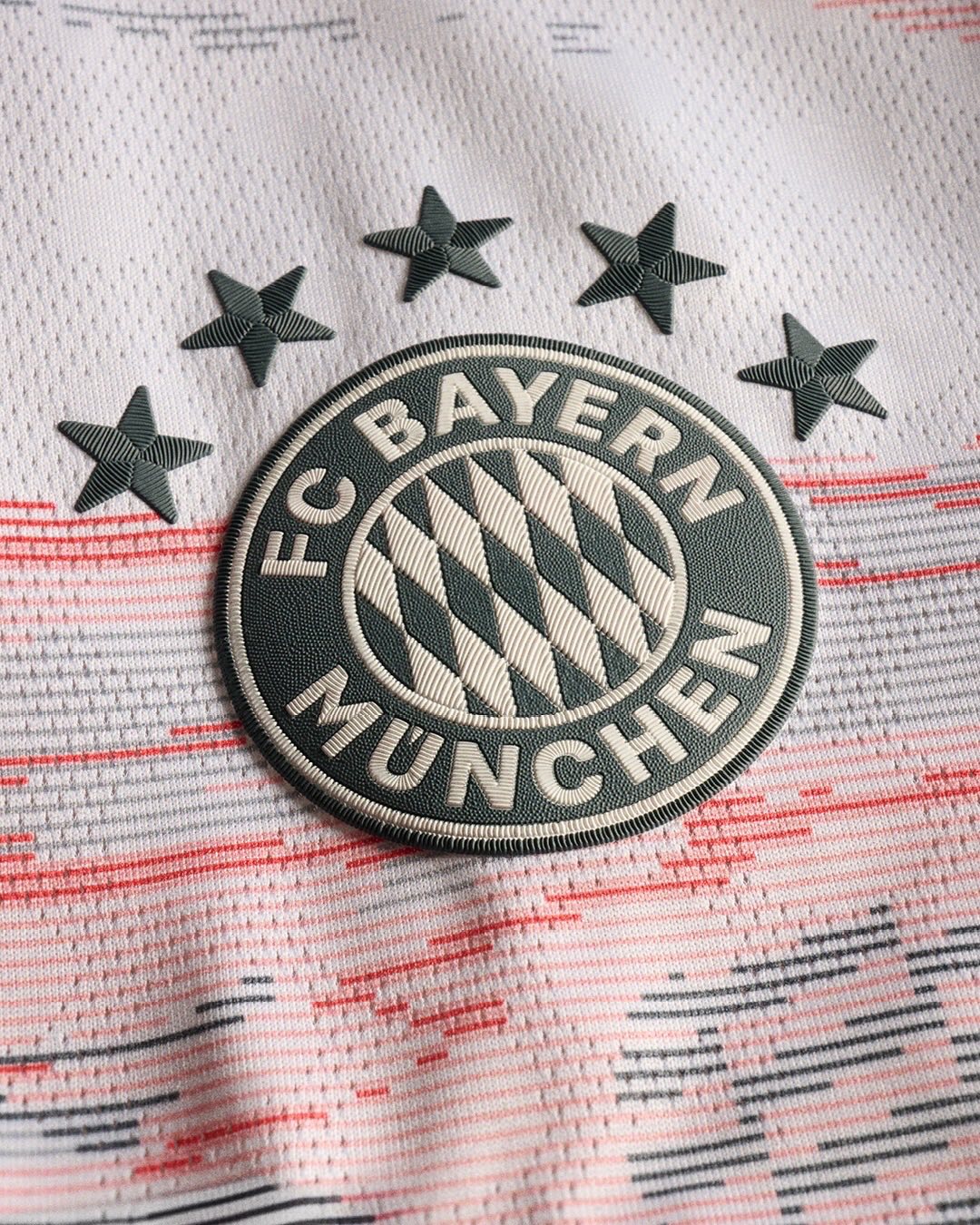 Kinder Bayern München 25/26 Auswärts