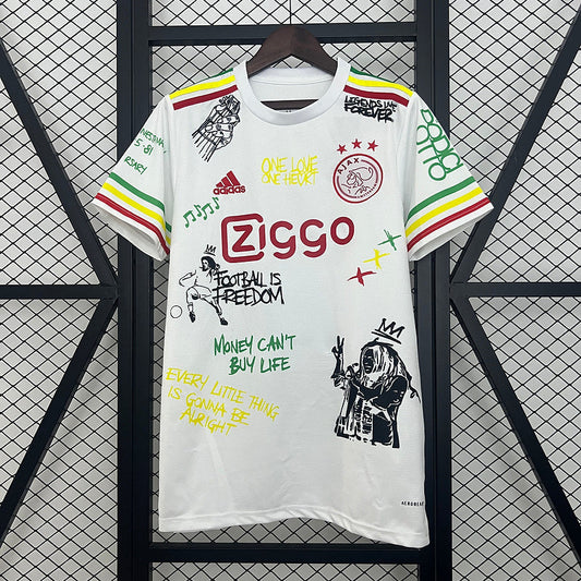 25∕26 Ajax Special Edition