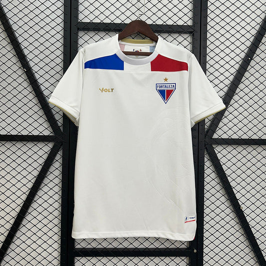 25∕26 Fortaleza Home