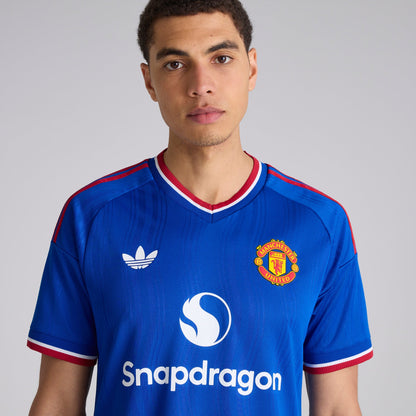 Jersey #CUNHA 10 Player Manchester United Away 26/27 (EPL)