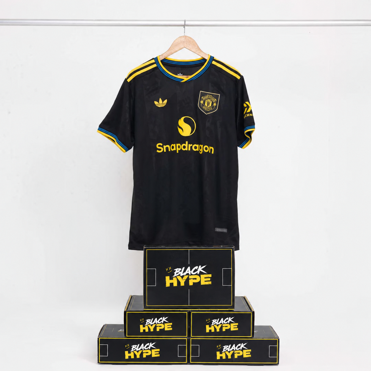 BlackHype mystery box - photo 12
