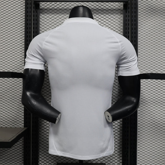 White Jersey Arsenal 25/26 player training polo shirt front view